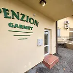 Garnet 3*