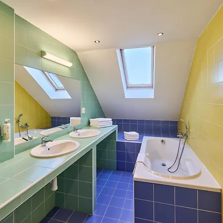 Guest house Garnet
