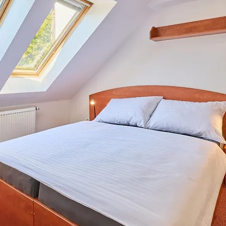 Guest house Garnet